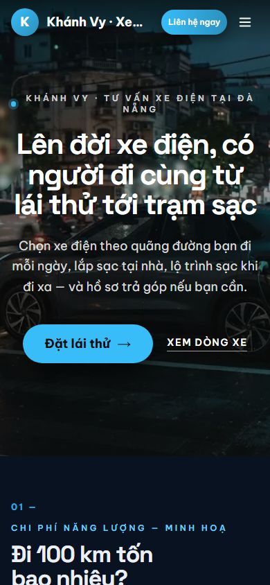 Mẫu Khánh Vy trên điện thoại